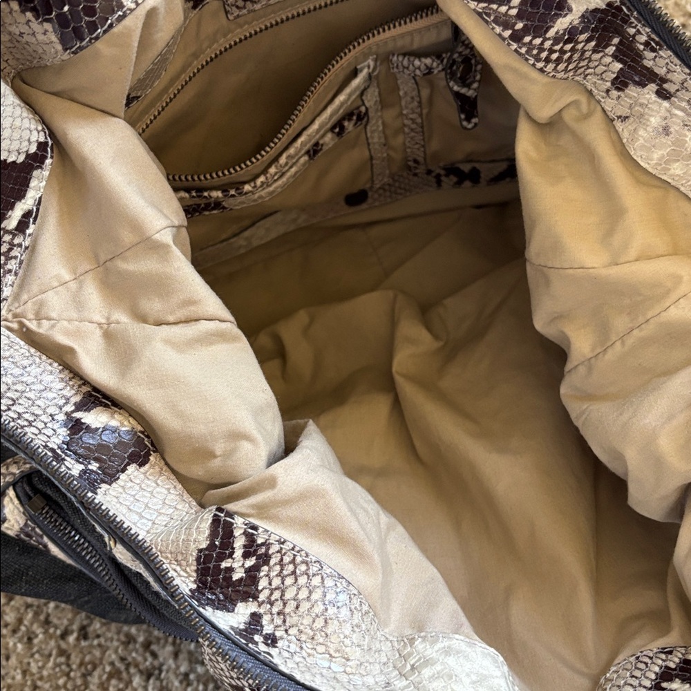 Vintage THEORY denim/canvas genuine snake skin slouchy shoulder bag - Picture 5 of 9